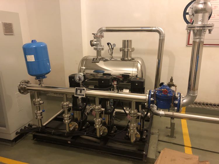 8層23戶用多大的無負壓變頻供水系統(tǒng)